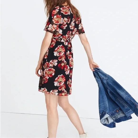 Madewell Floral Tulip Sleeve Faux Wrap Mini Dress in French Rose Size 00 B16 - Picture 2 of 10